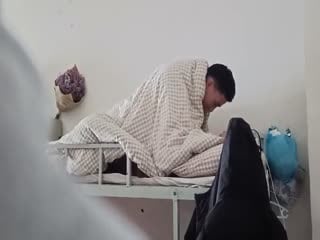 最新重磅大瓜❤️诸葛亮晶晶和不羡江中仙，女的跑去男生宿舍，诱人录像，有人玩游戏，激战超级猛，床都要散架了！第01集}