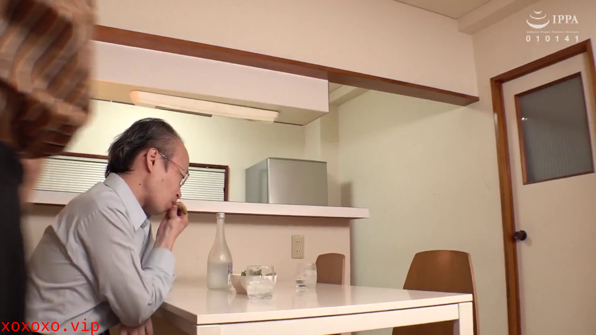 TOEN-35 今すぐヤリたい欲求不満なGカップ美人妻 旦那の部下に酔わされ、寝取られ、調教され… 池谷佳純}