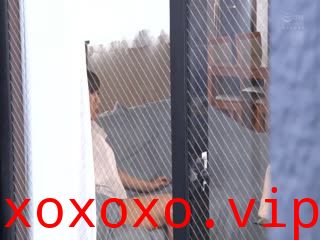 住對面的人妻 水野朝陽}