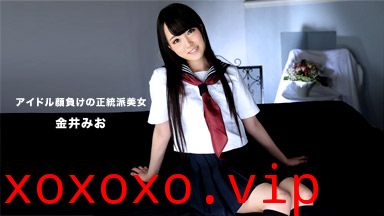 大学生系类我会借给你一件整齐的制服}