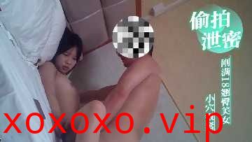 翘臀美女经验不足屁股很翘适合后入}